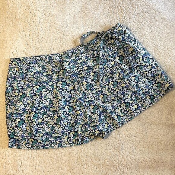 Red Camel Floral Cotton Shorts - Size 1 - Picture 1 of 9